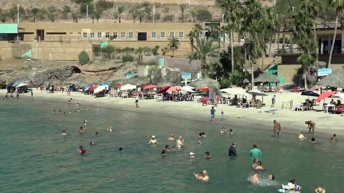 Restringen las playas de La Paz por 5 días